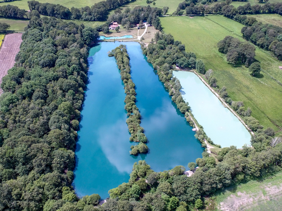 Archipelago Carp Fishing France from the air